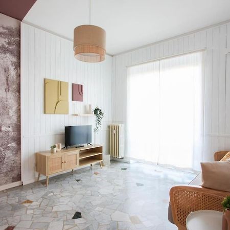 Apartamento Primaticcio Metro E Aria Condizionata Milán Exterior foto