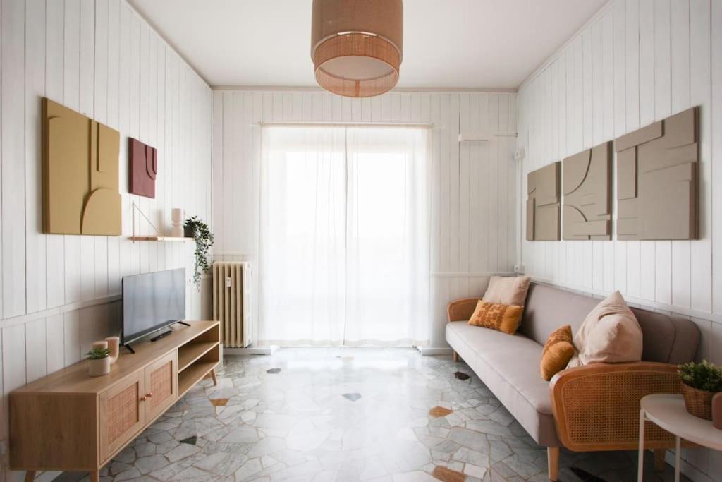 Apartamento Primaticcio Metro E Aria Condizionata Milán Exterior foto