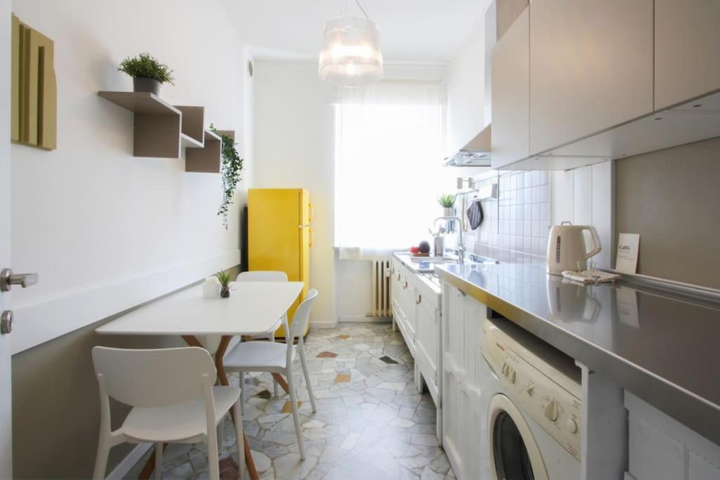 Apartamento Primaticcio Metro E Aria Condizionata Milán Exterior foto